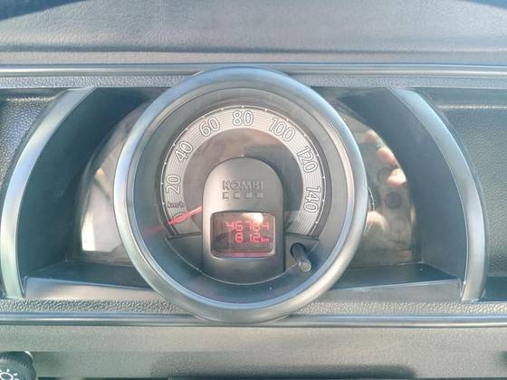 VOLKSWAGEN KOMBI 1.4 LAST EDITION 8V FLEX 4P MANUAL VOLKSWAGEN KOMBI 1.4 LAST EDITION 8V FLEX 4P MANUAL
